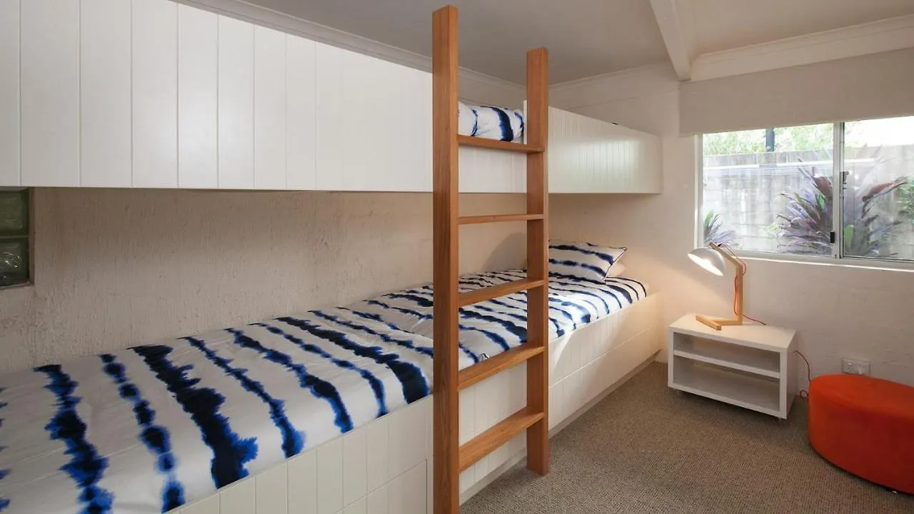 Belmore Terrace Perfect Pad Just 100 Metres To The Beach Sunshine Beach 0*,